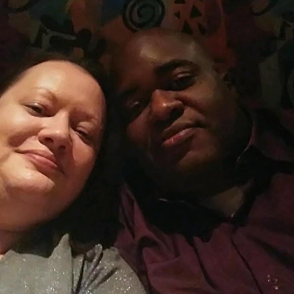 Meet your Posher, Chelle - Picture 1 of 1